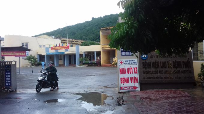 Truy trách nhiệm GĐ BV Lao và Phổi Hải Phòng vì nhân viên đánh bạc