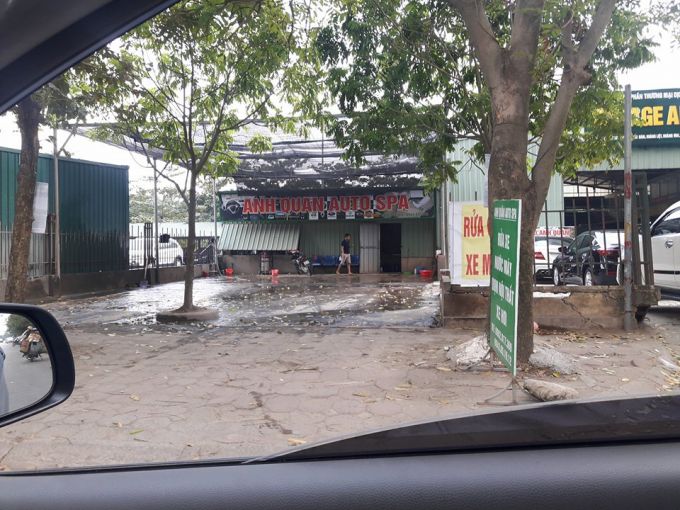 Ai đứng đằng sau những nhà xưởng, bãi gửi xe, rửa xe này ?