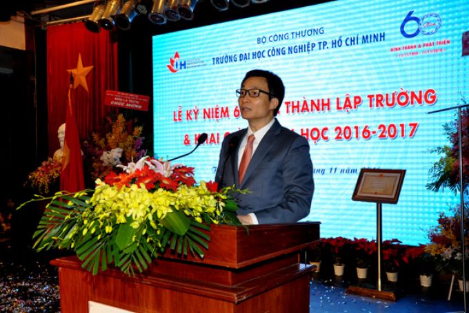 Phó Thủ tướng Vũ Đức Đam dự lễ kỷ niệm 60 năm thành lập Đại học Công nghiệp TPHCM