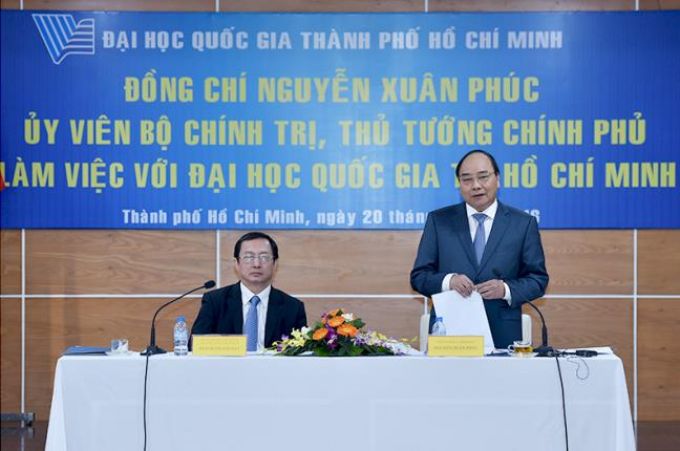 Thủ tướng Nguyễn Xuân Phúc làm việc với ĐHQG TPHCM và dự lễ kỷ niệm ngày Nhà giáo Việt Nam