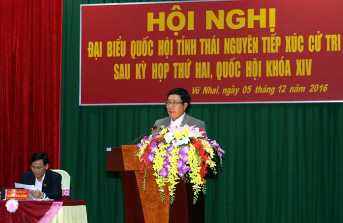 Phó Thủ tướng Phạm Bình Minh tiếp xúc cử tri Thái Nguyên