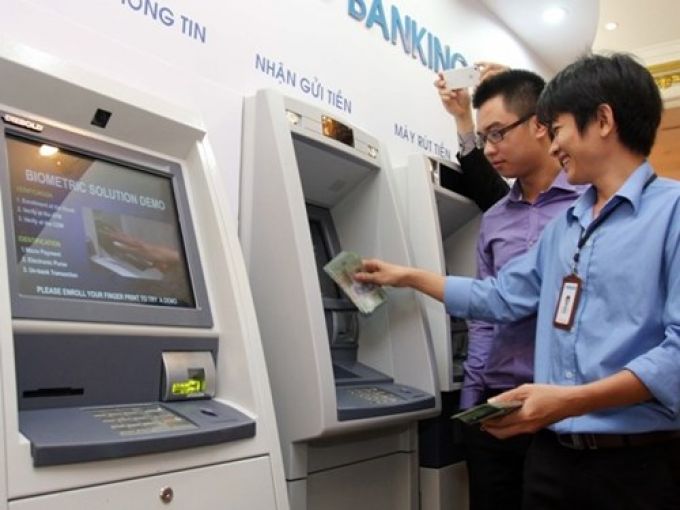 Từ 2811, khách mất tiền oan trong thẻ ATM sẽ được bồi thường
