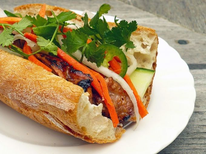 Bánh mì thịt nướng đốn tim nhiều thực khách Sài Gòn (Ảnh: Saigon-online).