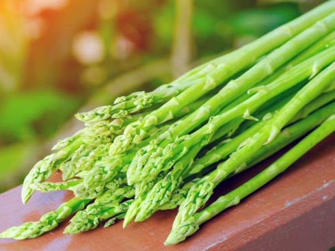 Măng tây là thực phẩm giúp ngăn ngừa ung thư phổi hiệu quả.