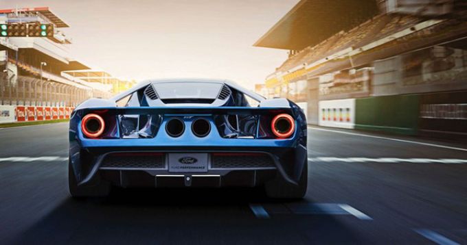 Ford GT là một trong những mẫu xe được chờ đợi nhất 2017. Ảnh: Ford.