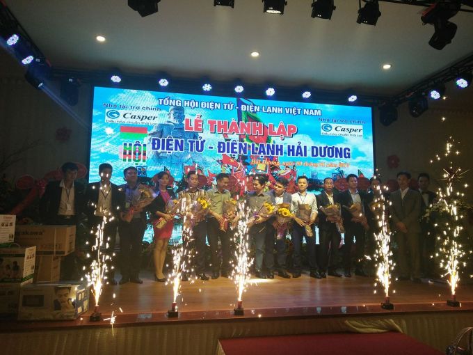 Đông đảo các nhà tài trợ, đại diện các hãng ĐTĐL đến chúc mừng, tìm cơ hội hợp tác giao lưu với Hội ĐTĐL Hải Dương