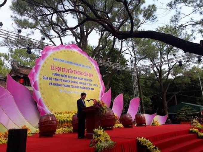 Ông Lương Văn Cầu, Phó Chủ tịch Ủy ban Nhân dân tỉnh Hải Dương phát biểu.