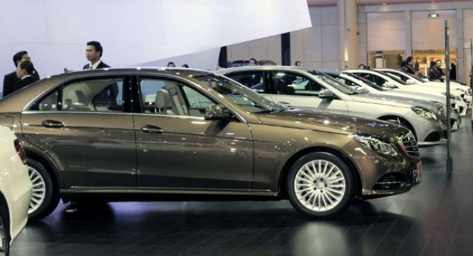 Xe Ấn Độ nhập 84 triệu, bán 500 triệu Sự thật giá đắt ô tô Việt