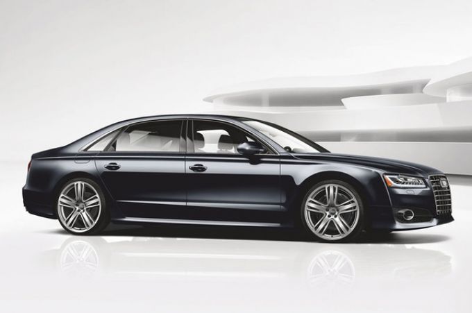 9. Audi A8