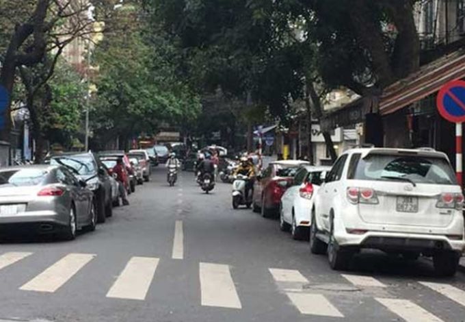 Hà Nội Đề xuất bố trí điểm trông, giữ ôtô tại 87 tuyến phố