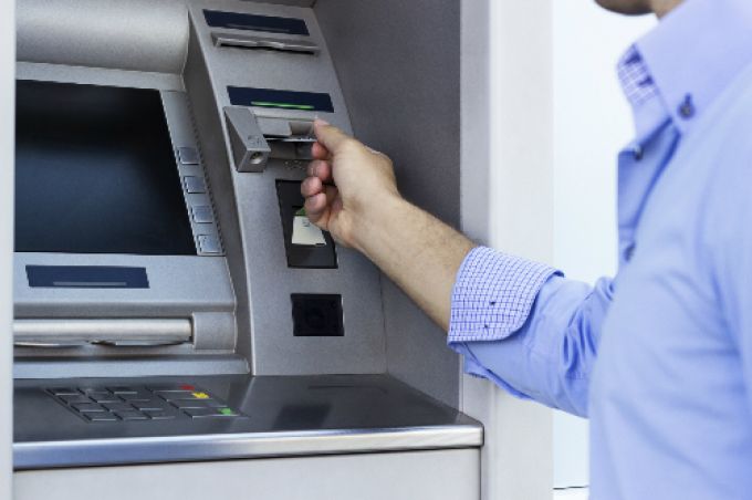 Mất 129 triệu đồng dù thẻ ATM đang được ngân hàng giữ