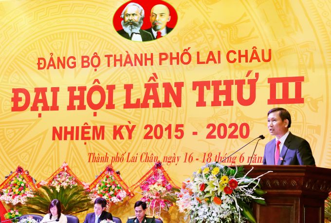 Thành ủy Lai Châu không ngừng đổi mới phương thức lãnh đạo thực hiện thắng lợi các mục tiêu nhiệm vụ năm 2017 