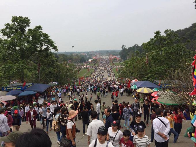 Lối về hành hương (Thương Trường)