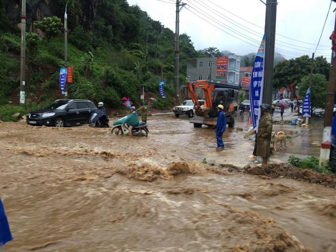 Mưa Lũ tại Mộc Ch&acirc;u