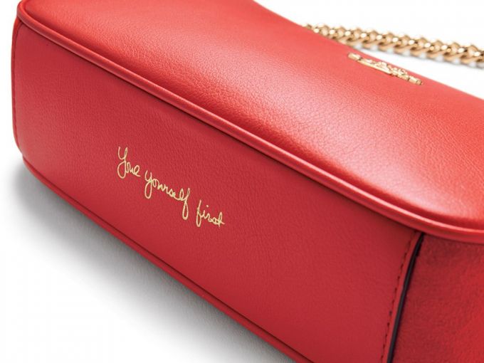 Mẫu t&uacute;i Coach x Selena Gomez của Coach