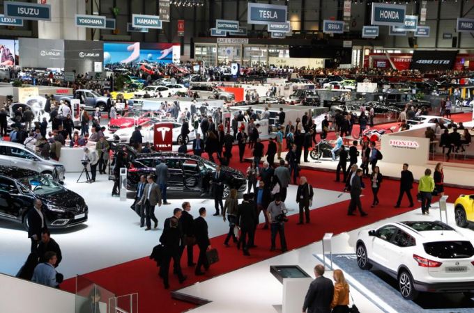 Cuộc chiến giảm giá xế hộp chưa có điểm dừng