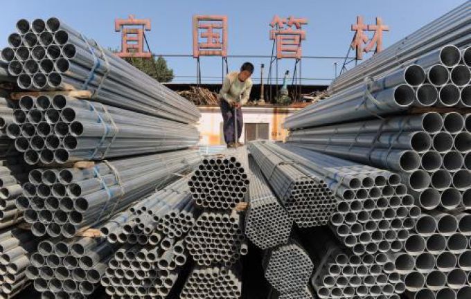 Trung Quốc đóng cửa một số nhà máy trong nước khiến giá thép thế giới phục hồi