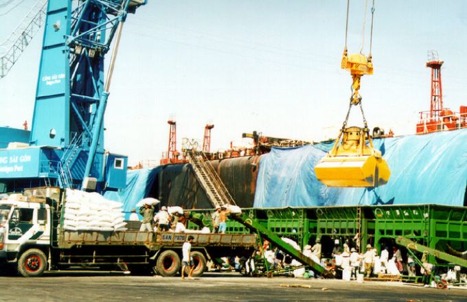 Tháng 8 Việt Nam xuất siêu 400 triệu USD