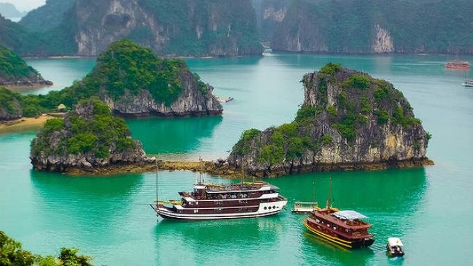 Hạ Long sức hút của mẹ thiên nhiên với khách du lịch
