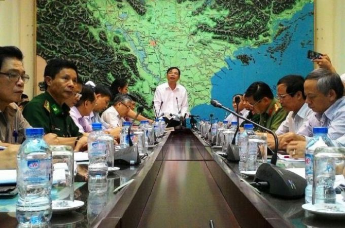 Báo động đỏ với bão số 10 đang hướng vào Bắc Trung Bộ