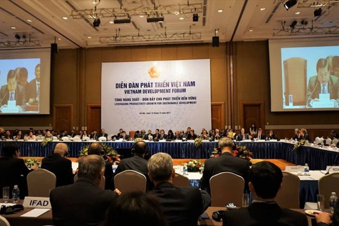Khai mạc Diễn đàn Phát triển Việt Nam Đòn bẩy của tăng trưởng bền vững