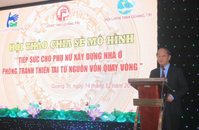 Tiếp sức cho phụ nữ xây dựng nhà ở phòng tránh thiên tai từ nguồn vốn quay vòng