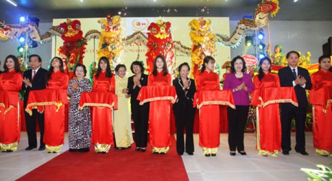 Khánh thành nhà máy xử lý trứng công nghệ cao Ba Huân