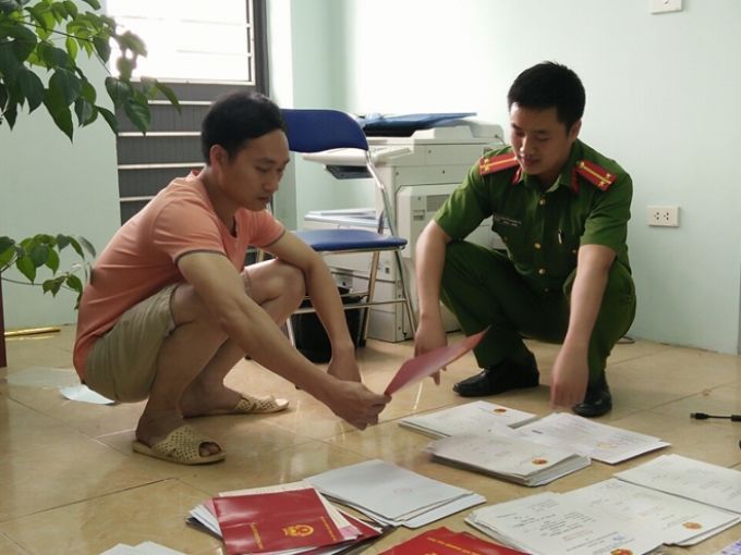 Đối tượng cầm đầu đường d&acirc;y H&agrave; Văn Nghĩa.