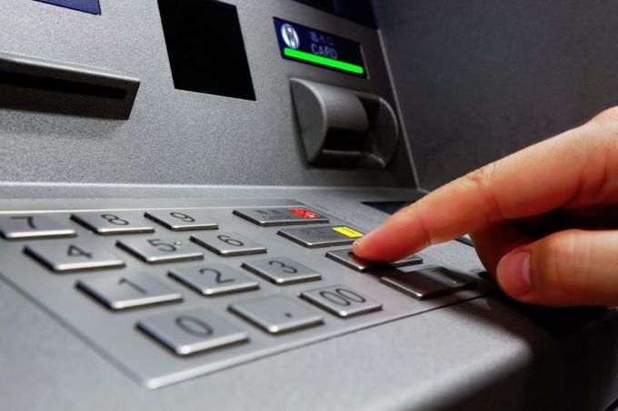 Người d&ugrave;ng ATM cần nhớ một số nguy&ecirc;n tắc để bảo mật thẻ ATM.