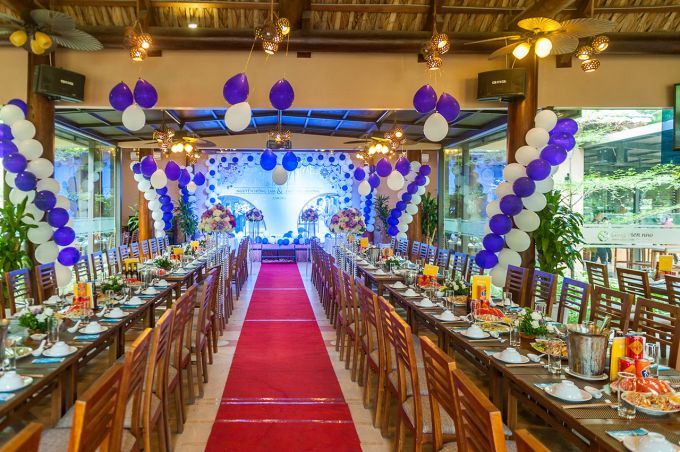 Hệ thống ph&ograve;ng tiệc phong ph&uacute;, trang tr&iacute; tinh tế