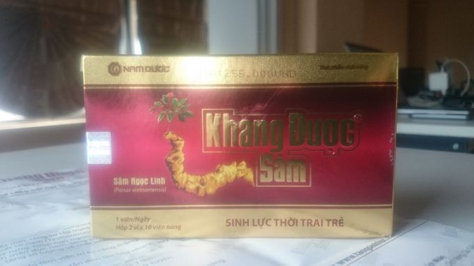 Hình ảnh quảng cáo sai sự thật trên bao bì sản phẩm.