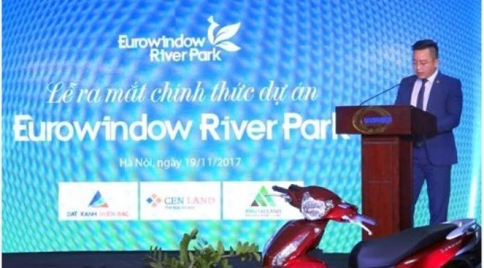 &Ocirc;ng Vương Đ&igrave;nh Ho&agrave;i - Gi&aacute;m đốc&nbsp;C&ocirc;ng ty TNHH Thăng Long (đại diện chủ đầu tư&nbsp;dự &aacute;n Eurowindow River Park) ph&aacute;t biểu.