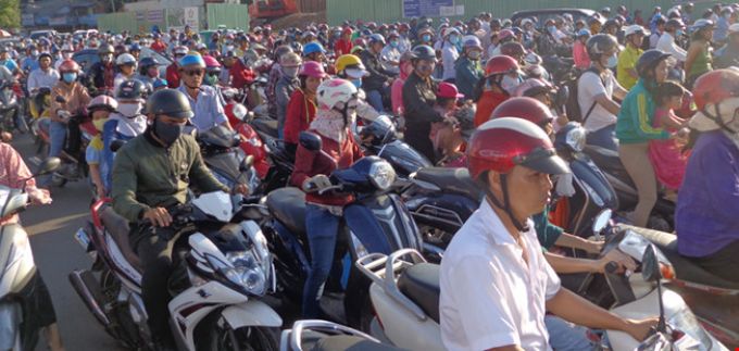 Đề xuất cấm xe máy trên địa bàn TP.HCM là ý tưởng vội vàng