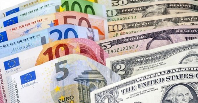 Đồng euro lên đỉnh, USD tiếp tục trượt dốc