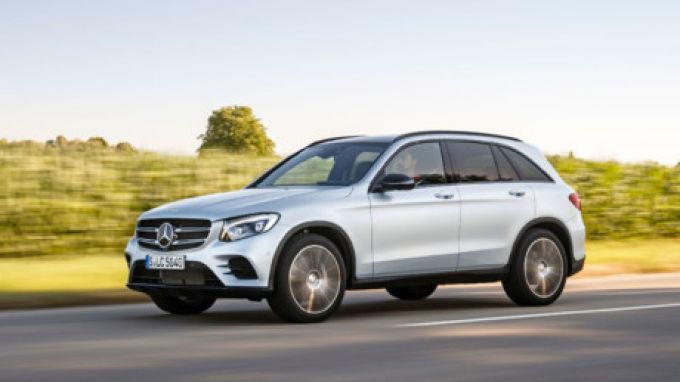 Lỗi cầu chì, Mercedes - Benz buộc phải triệu hồi xe