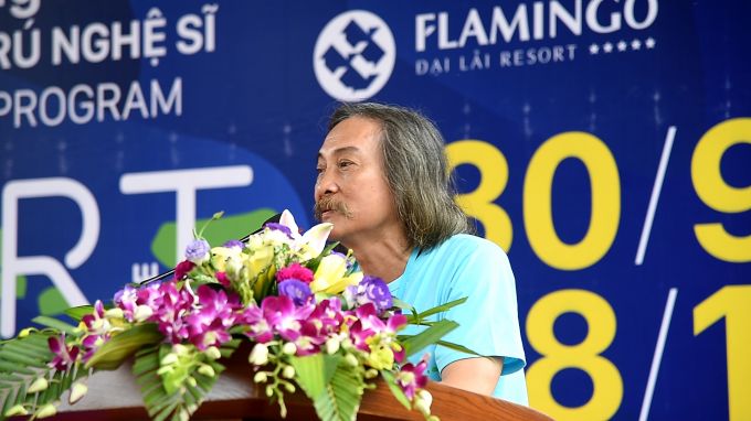 Danh họa Nguy&ecirc;n Xu&acirc;n Tiệp, nghệ sĩ kh&aacute;ch mời danh dự tham gia AIF 2017.