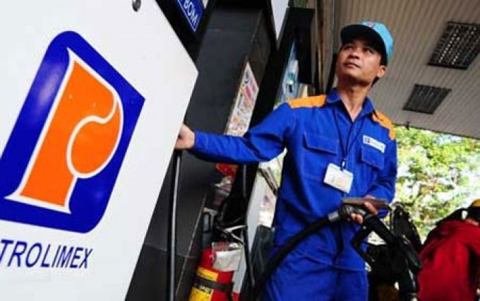 Giá xăng có thể tiếp tục tăng vào ngày mai