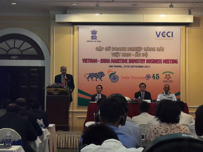 Việt Nam đẩy mạnh hợp tác với Ấn Độ trong lĩnh vực đóng tàu