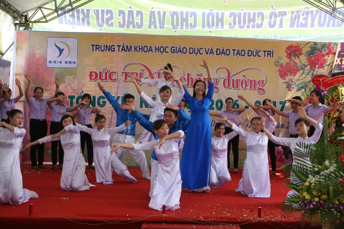 Trung tâm Khoa học, giáo dục và đào tạo Đức Trí 5 năm một chặng đường
