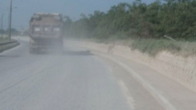 Bài 2. Hoàng Mai (Hà Nội) Tình trạng xe quá khổ quá tải hoạt động trở lại