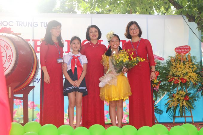 Dự &aacute;n nh&agrave; ở chung cư cao tầng phục vụ di d&acirc;n x&acirc;y dựng chậm tiến độ so với dự &aacute;n.