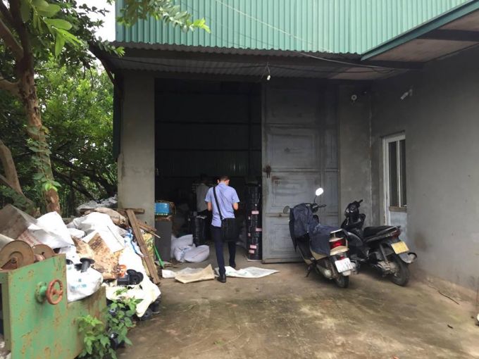 Xưởng sản xuất d&acirc;y điện tại cụm 5, th&ocirc;n Phượng Nghĩa, x&atilde; Phụng Ch&acirc;u, huyện Chương Mỹ, H&agrave; Nội bị tố g&acirc;y &ocirc; nhiễm.