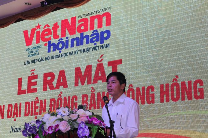 &Ocirc;ng Vũ Trọng Quế - Gi&aacute;m đốc Sở Th&ocirc;ng tin v&agrave; Truyền th&ocirc;ng Nam Định ph&aacute;t biểu (Ảnh: Đăng Chung)