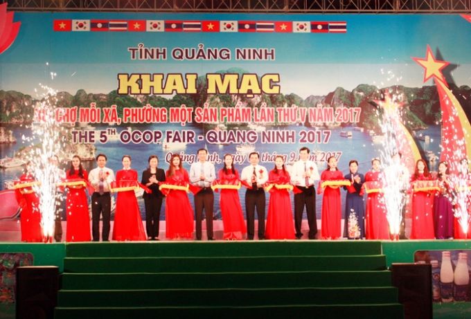 Khai mạc hội chợ sản phẩm OCOP Quảng Ninh - Thương hiệu của người Việt
