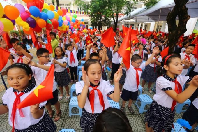 Những h&igrave;nh ảnh đầu ti&ecirc;n về lễ Khai giảng của trường Tiểu học Phương Liệt H&agrave; Nội