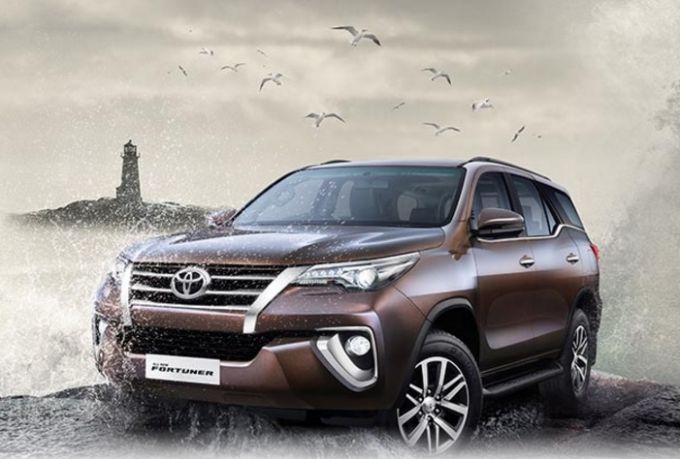 Điểm danh 10 mẫu ô tô bán chạy nhất tháng 82017