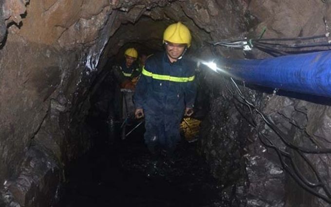 C&aacute;c lực lượng chức năng đang t&iacute;ch cực phối hợp C&ocirc;ng ty Than Dương Huy triển khai c&ocirc;ng t&aacute;c cứu hộ