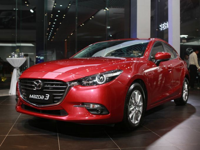 Mazda 3 Hatchback 2017 (gi&aacute; khởi điểm: 19.970 USD)