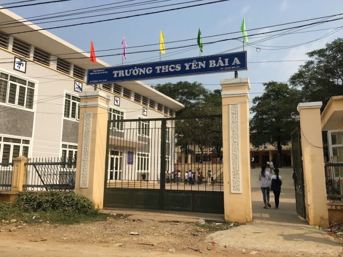 Yên Bài (Ba Vì, Hà Nội) Công trình trường học tiền tỷ mới sử dụng đã xuống cấp!