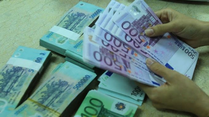 Tỷ giá ngoại tệ 1811 USD bất ngờ giảm nhẹ